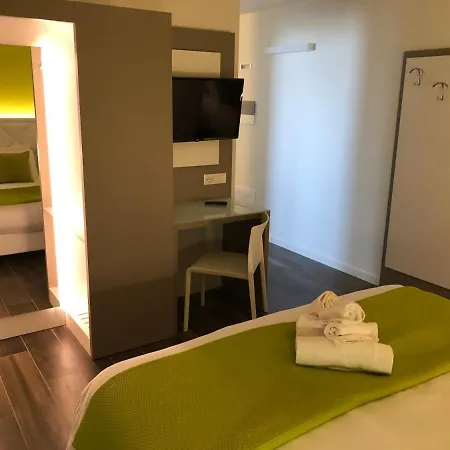 Alma Garda Bed & Breakfast 4*